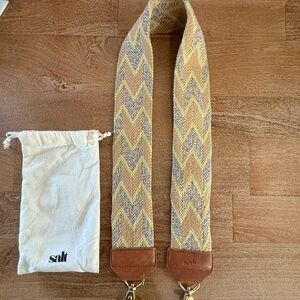 THE CLASSIC SALT CROSSBODY STRAP: Tan & Yellow Chevron